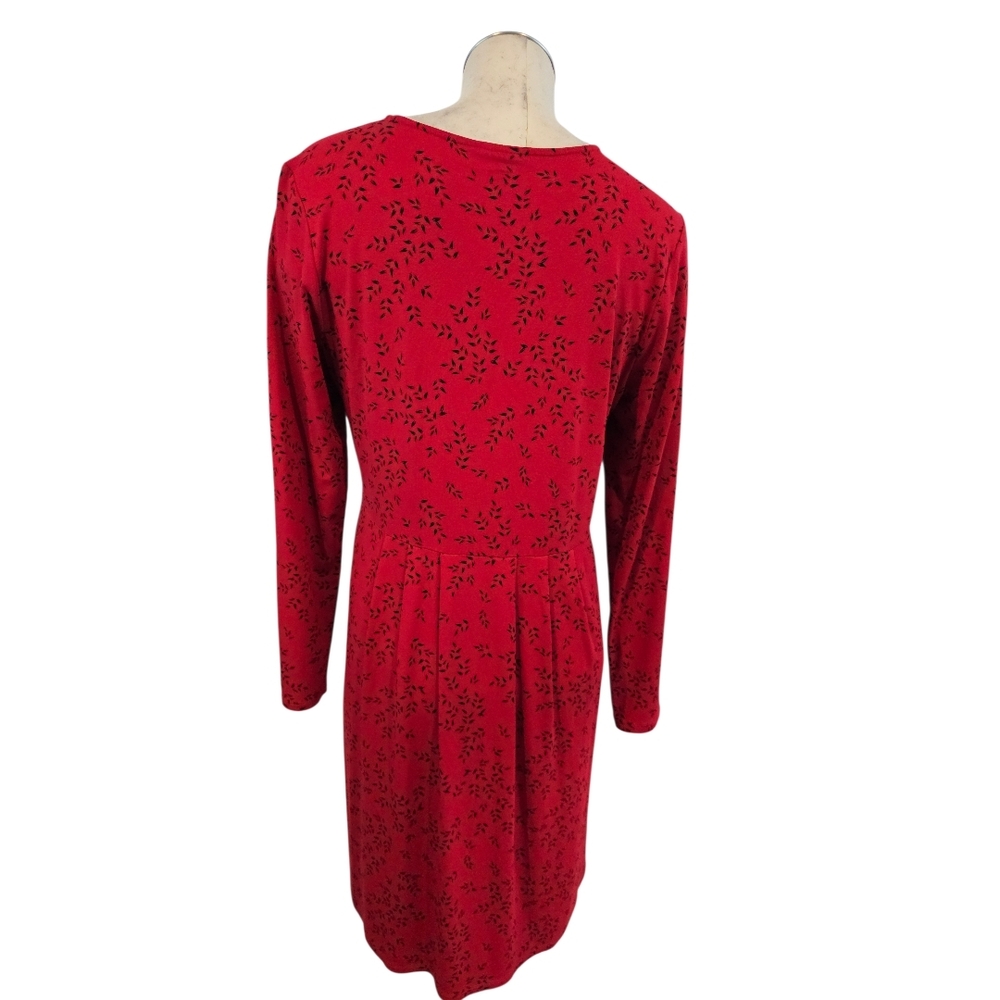J.Jill Wearever Collection Size M Red Dress Black Leaf Pattern - Picture 5 of 8